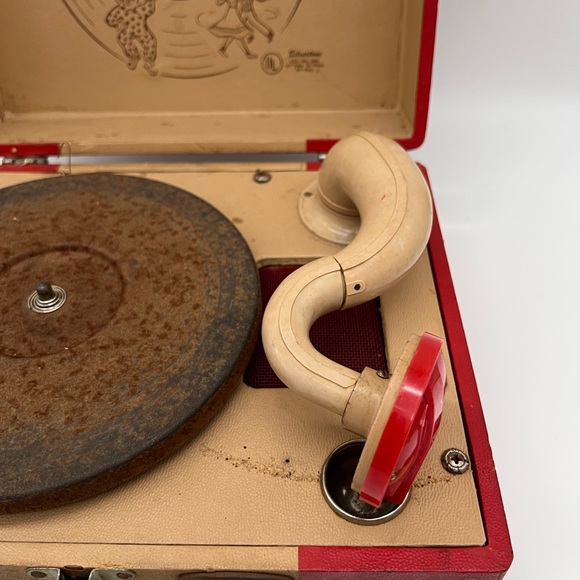 Vintage Silvertone Phonograph Sears Roebuck & Co. WORKS!! - Picture 8 of 12